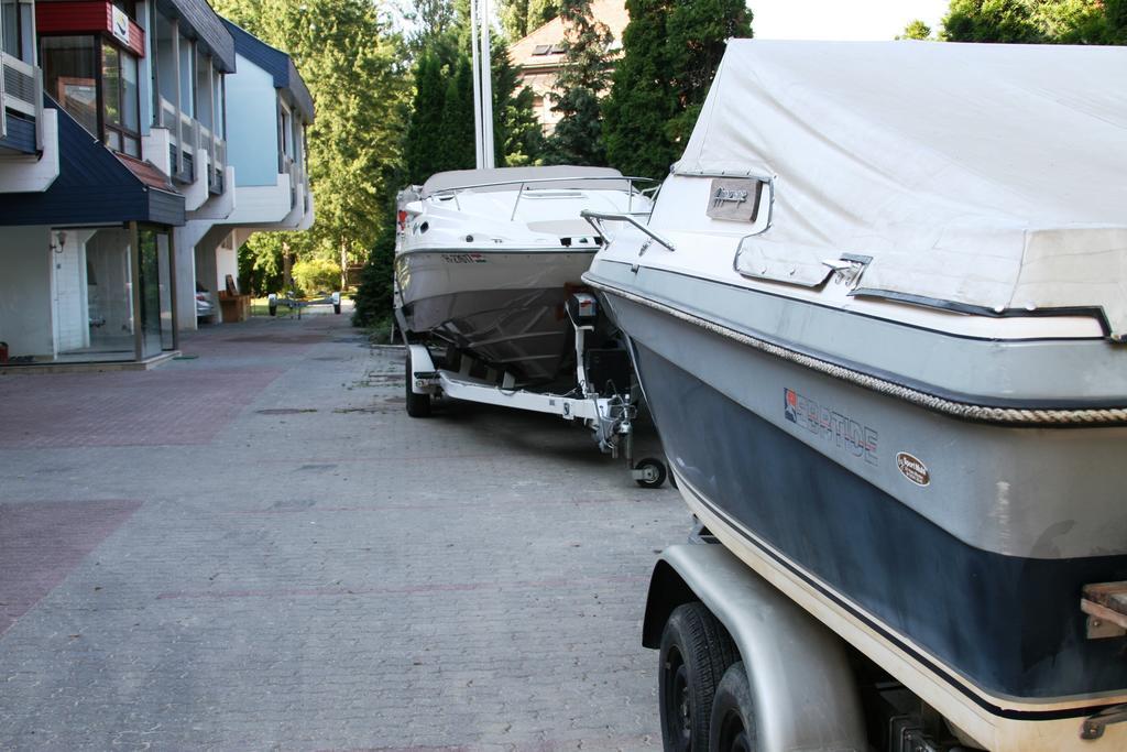 Waterfront Hotel Szentendre Exterior photo